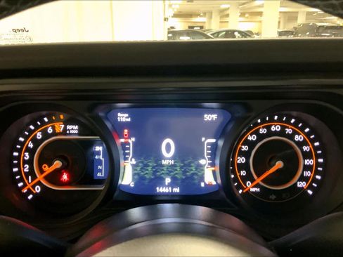 Used 2025 Jeep Gladiator Sport w/ Premium Package AWD/4WD image 49