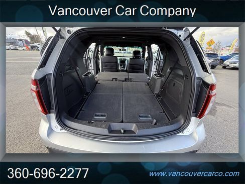 Used 2013 Ford Explorer XLT image 17