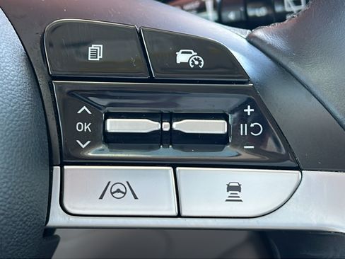 Certified 2022 Hyundai Tucson SEL w/ Convenience Package FWD image 25