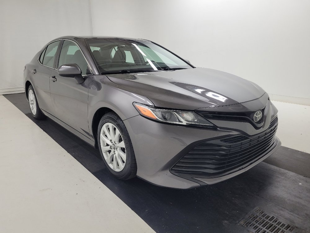 Used 2020 Toyota Camry LE FWD image 13