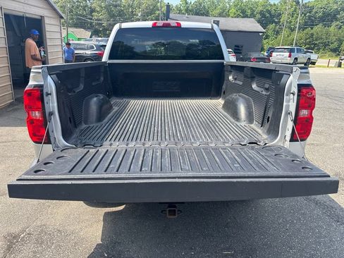Used 2018 Chevrolet Silverado 1500 LT RWD image 23