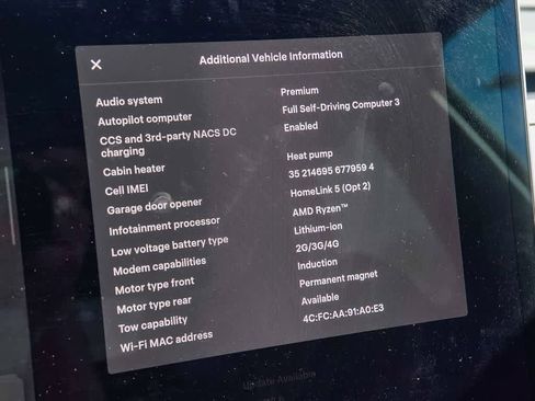 Used 2022 Tesla Model Y Long Range image 24