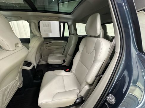 Used 2025 Volvo XC90 T8 Plus w/ Protection Package Premier AWD/4WD image 23