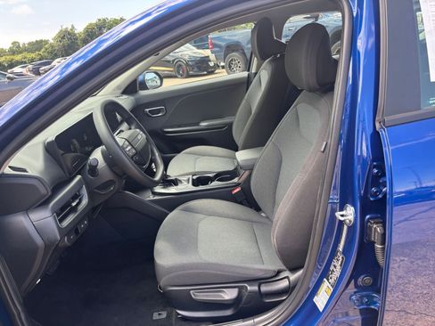 Used 2025 Kia K4 FWD image 25