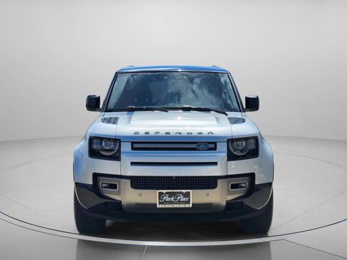 Certified 2021 Land Rover Defender 110 X-Dynamic SE AWD/4WD image 6