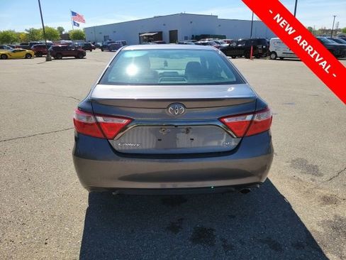 Used 2016 Toyota Camry SE FWD image 4