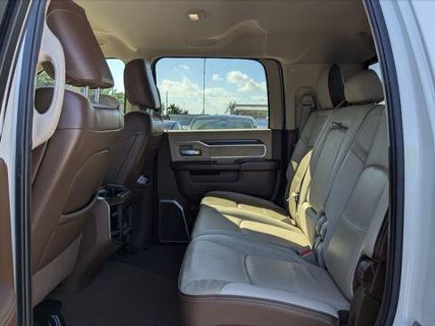 Used 2022 RAM 2500 Laramie AWD/4WD image 16