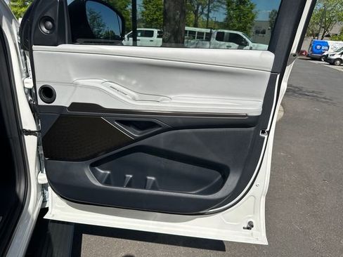 New 2026 Lincoln Navigator L Black Label image 17