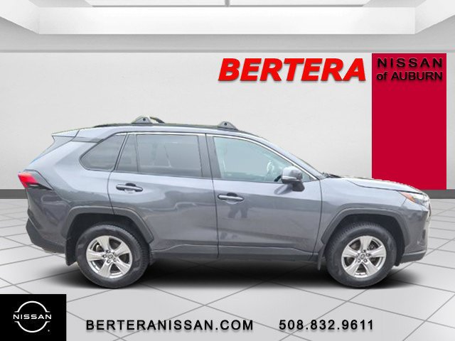 Used 2022 Toyota RAV4 XLE w/ Convenience Package AWD/4WD image 2