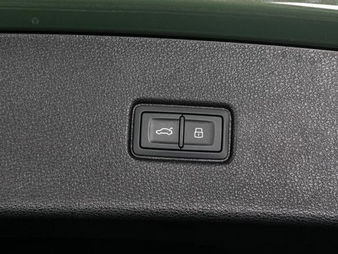 Used 2023 Audi SQ5 Prestige w/ Prestige Package AWD/4WD image 30
