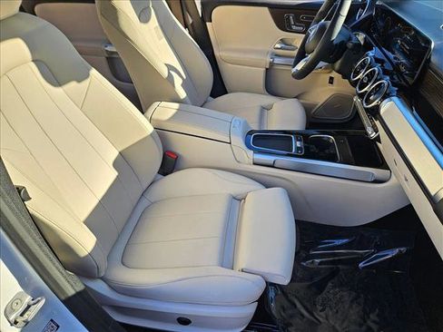 Used 2026 Mercedes-Benz GLB 250 image 19