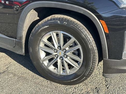 Used 2023 Chevrolet Traverse LT AWD/4WD image 7