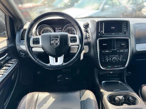 Used 2015 Dodge Grand Caravan R/T w/ Safety Sphere Group image 10