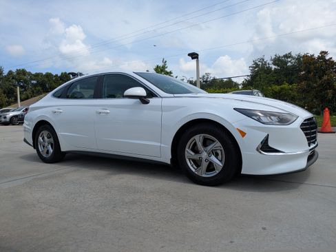Used 2021 Hyundai Sonata SE FWD image 1