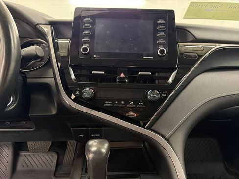 Used 2024 Toyota Camry SE FWD image 22
