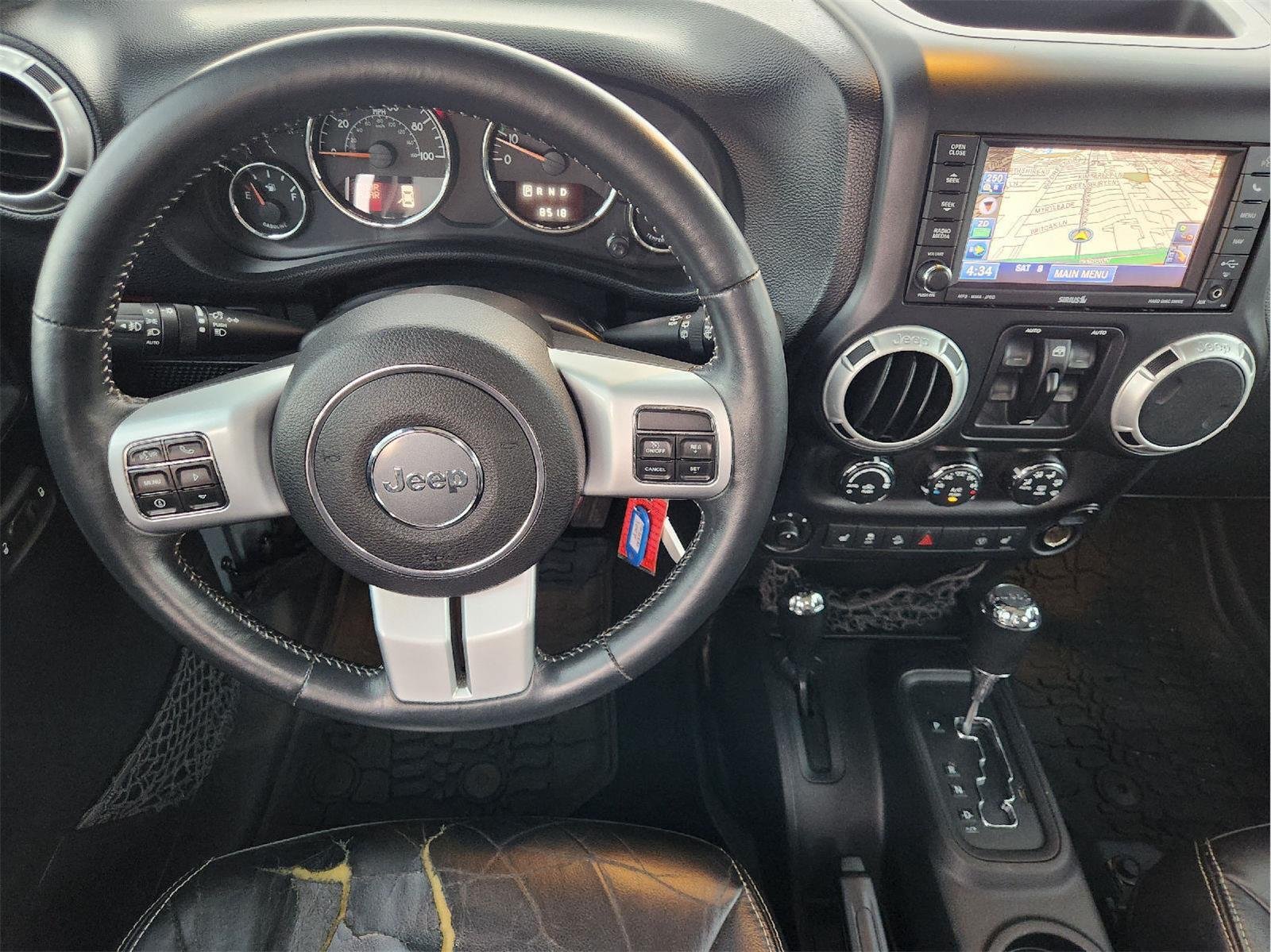 Used 2014 Jeep Wrangler Unlimited Rubicon AWD/4WD image 26