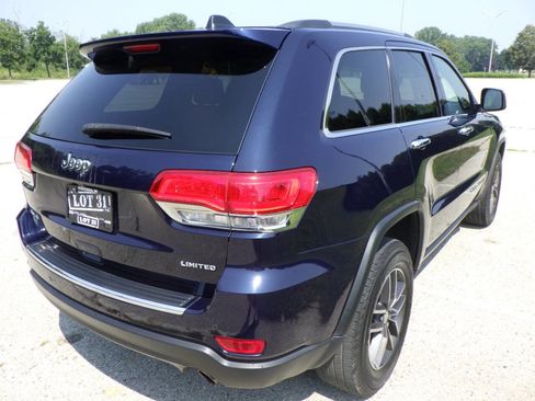 Used 2018 Jeep Grand Cherokee Limited AWD/4WD image 8