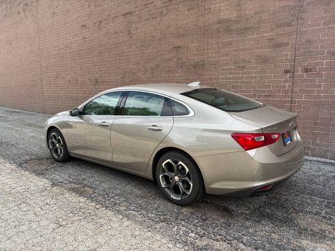 Used 2023 Chevrolet Malibu LT FWD image 3