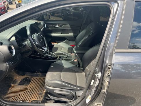 Used 2022 Kia Forte GT-Line w/ GT-Line Technology Package FWD image 20
