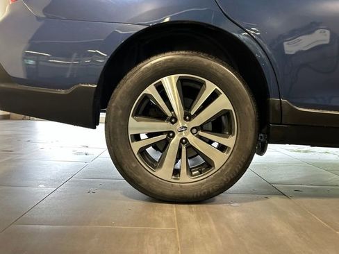 Used 2019 Subaru Outback 2.5i Limited AWD/4WD image 40