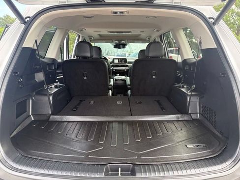 Used 2021 Kia Telluride EX w/ EX Premium Package AWD/4WD image 11