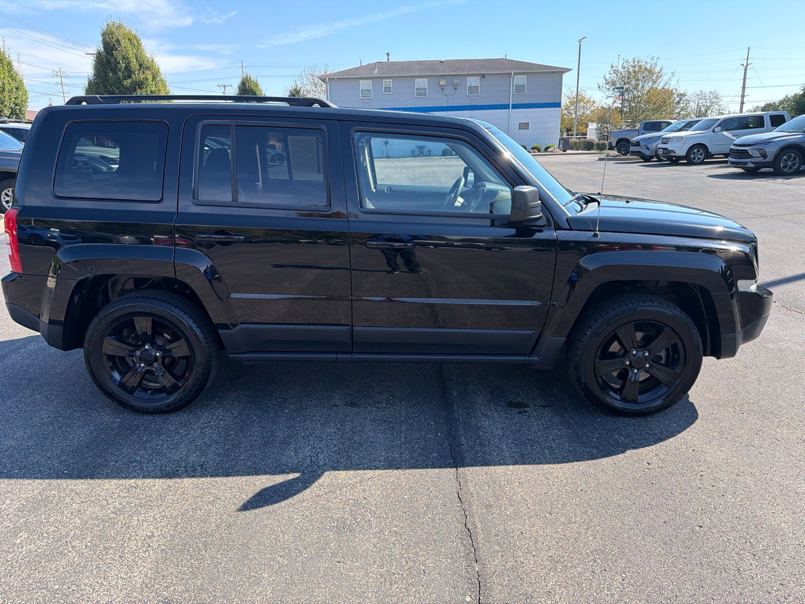 Used 2015 Jeep Patriot Sport w/ Power Value Group AWD/4WD image 6