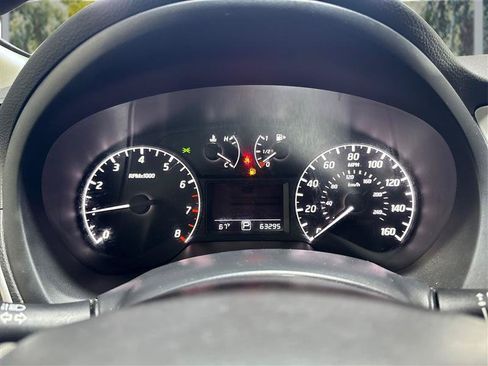 Used 2017 Nissan Sentra S FWD image 17