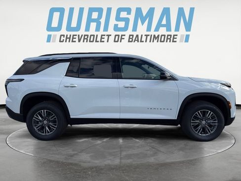 New 2026 Chevrolet Traverse LT image 7