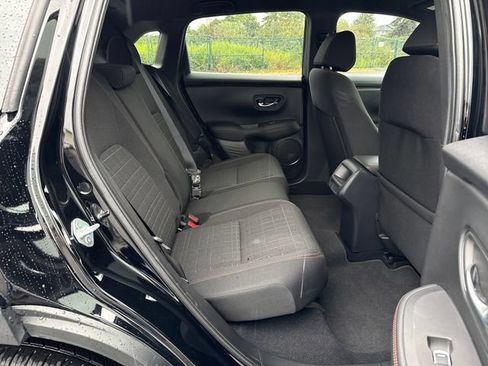 Used 2024 Honda HR-V Sport image 12