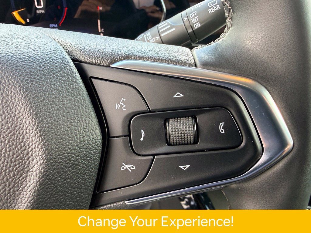 Used 2025 Chevrolet Trax ACTIV w/ Driver Confidence Package FWD image 24
