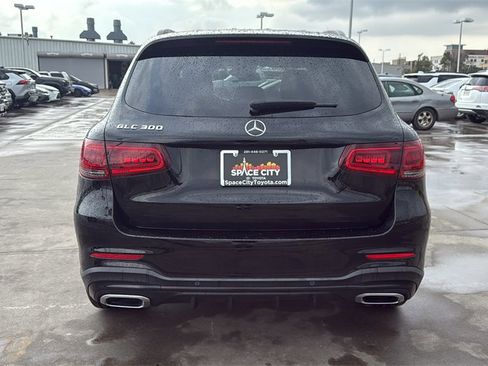 Used 2022 Mercedes-Benz GLC 300 w/ AMG Line image 6