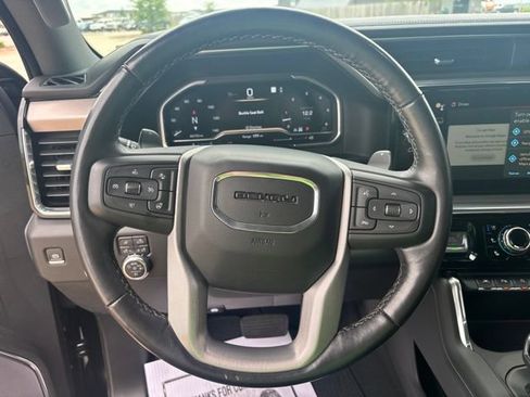 Used 2023 GMC Sierra 1500 Denali w/ Denali Reserve Package AWD/4WD image 2