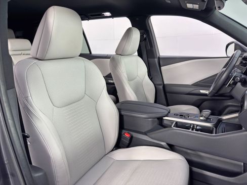 Used 2024 Lexus TX 350 TX 350 Premium w/ Cold Weather Package image 38