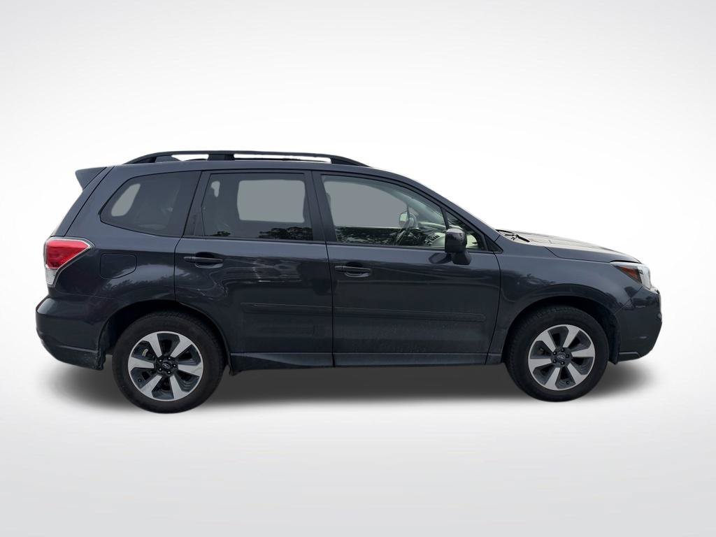 Used 2018 Subaru Forester 2.5i Premium AWD/4WD image 8