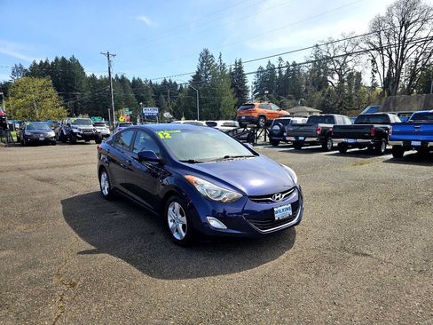 Used 2012 Hyundai Elantra GLS w/ Preferred Pkg 3 image 3