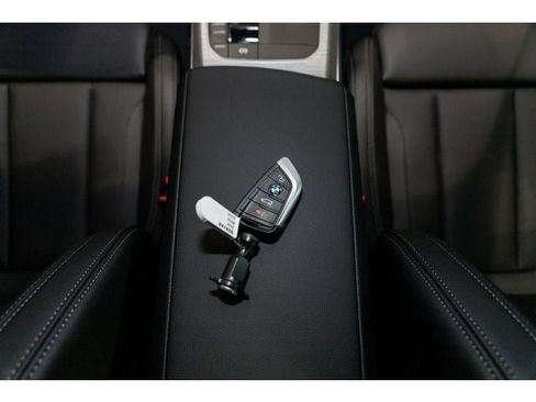 New 2026 BMW 330i xDrive Sedan w/ Premium Package image 80