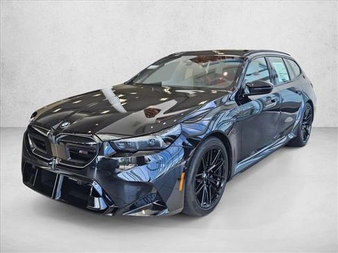 New 2026 BMW M5 Touring image 1