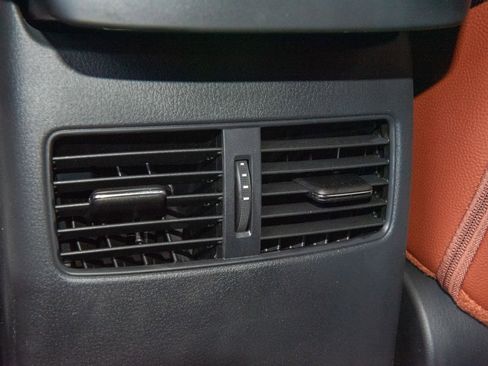 New 2024 MAZDA CX-30 Carbon image 18