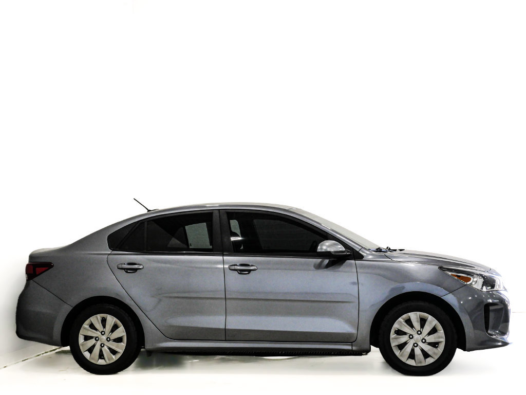 Used 2019 Kia Rio S FWD image 4