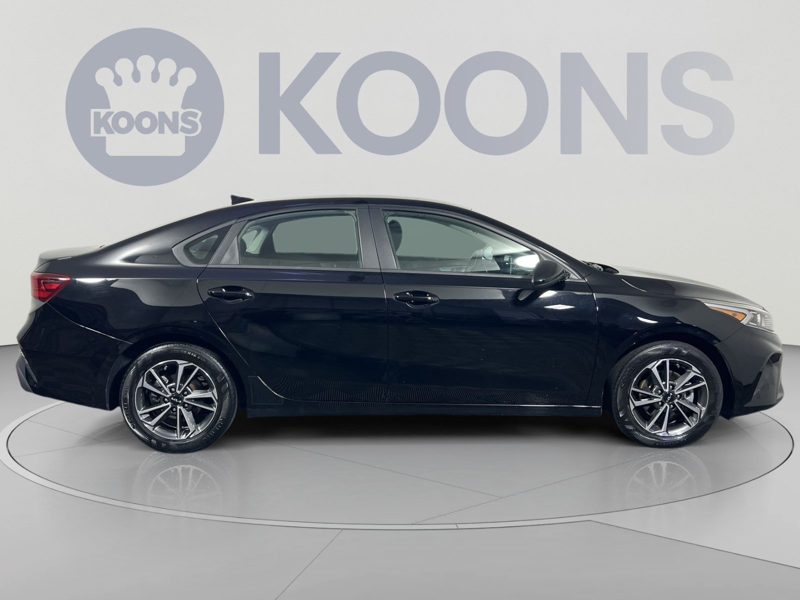 Used 2023 Kia Forte LXS FWD image 8