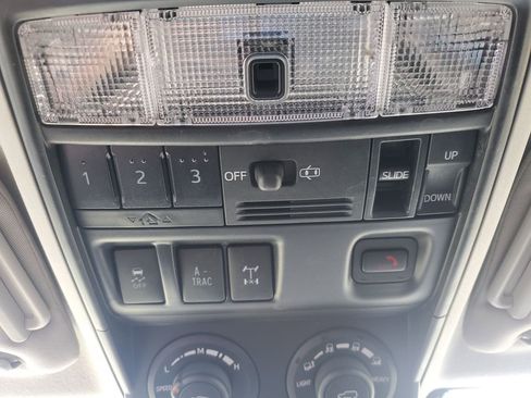 Used 2023 Toyota 4Runner TRD Off-Road Premium w/ Off Road Premium Plus Package image 35