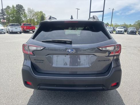 Used 2025 Subaru Outback Onyx Edition image 7