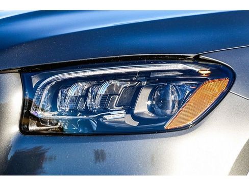 New 2026 Mercedes-Benz GLS 580 4MATIC image 7