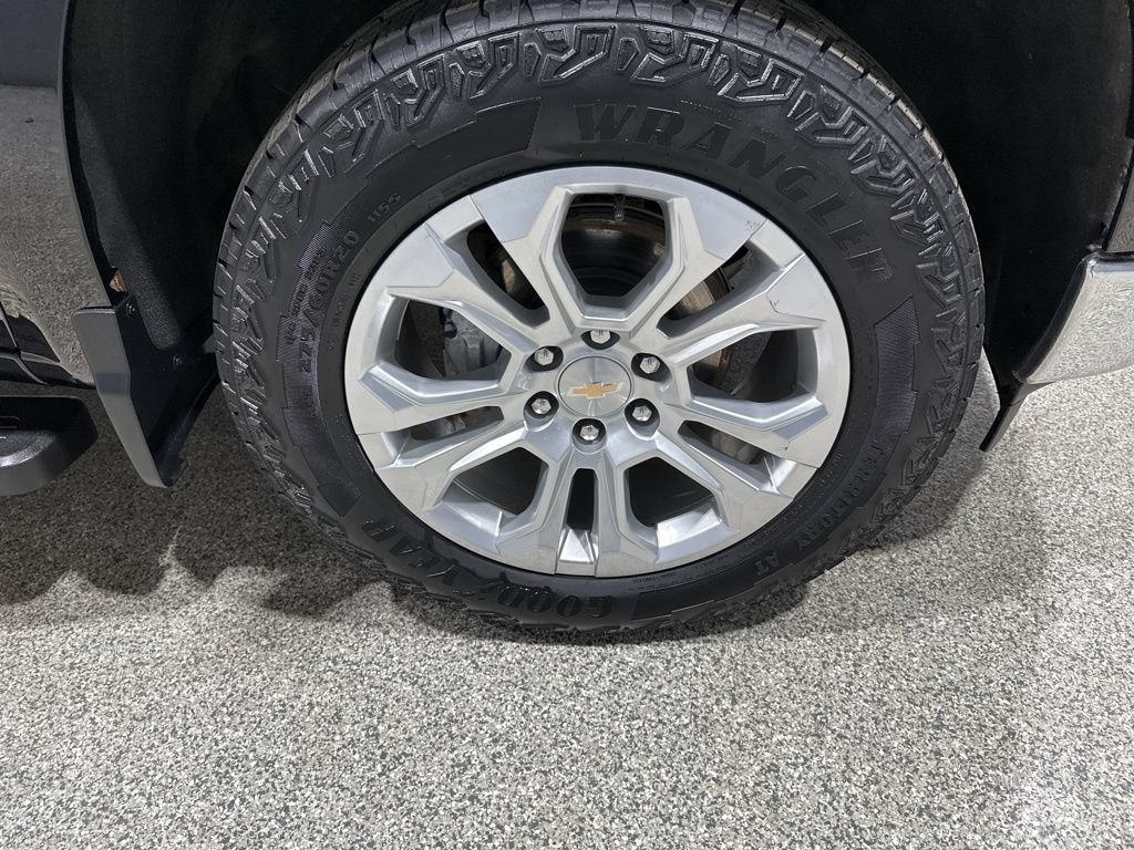 Certified 2023 Chevrolet Silverado 1500 LTZ AWD/4WD image 21