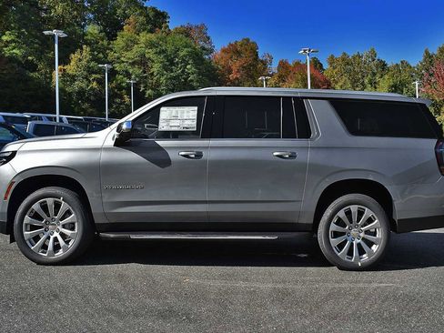 New 2026 Chevrolet Suburban Premier w/ Sun And Tow Package image 4