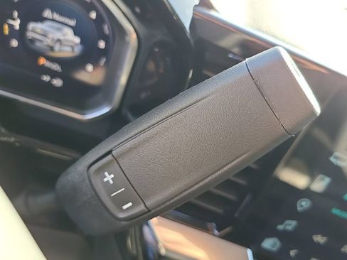 Used 2026 Chevrolet Silverado 1500 LT RWD image 33