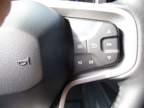 New 2025 Ford Bronco Outer Banks w/ Sasquatch Package image 10