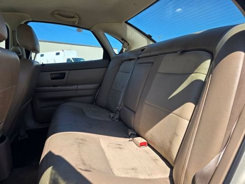 Used 2006 Ford Taurus SEL FWD image 12