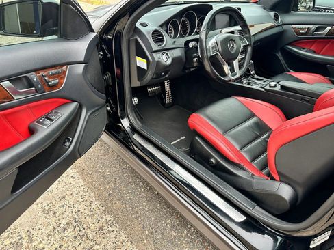 Used 2013 Mercedes-Benz C 63 AMG Coupe image 9