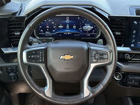 Used 2023 Chevrolet Silverado 1500 LTZ image 11